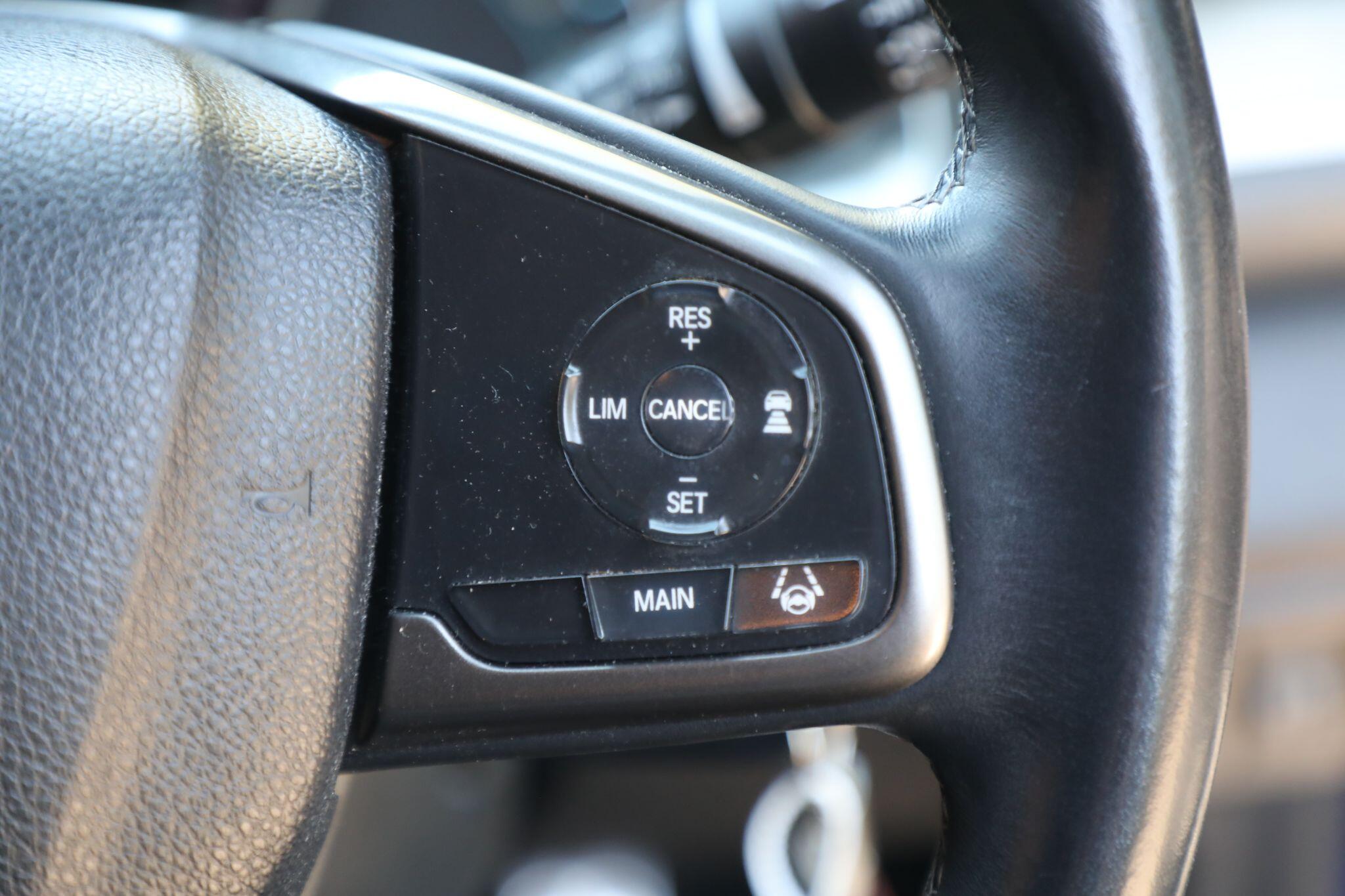Large vehicle image